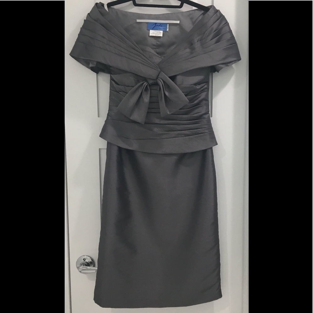 JADE BY JASMINE Dress